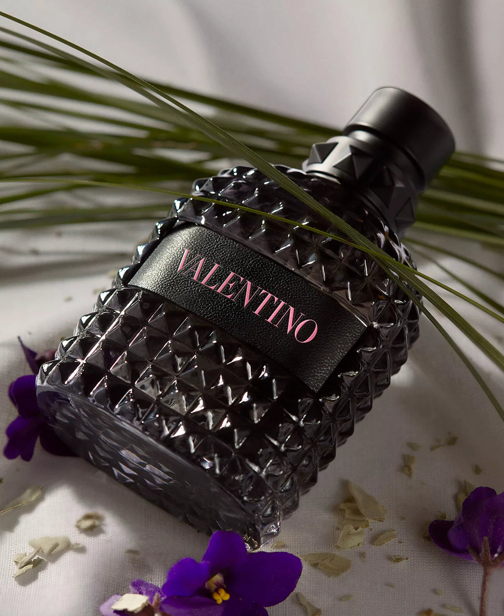 Valentino Uomo Born In Roma Eau de Toilette Spray 100ml